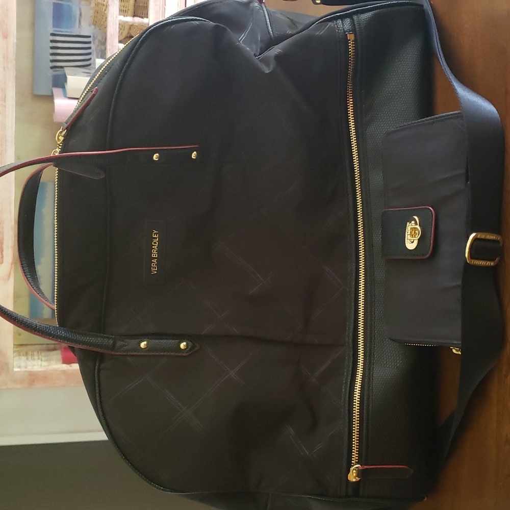 Black Weekender w/Leather Faux Bottom Zip & Wallet